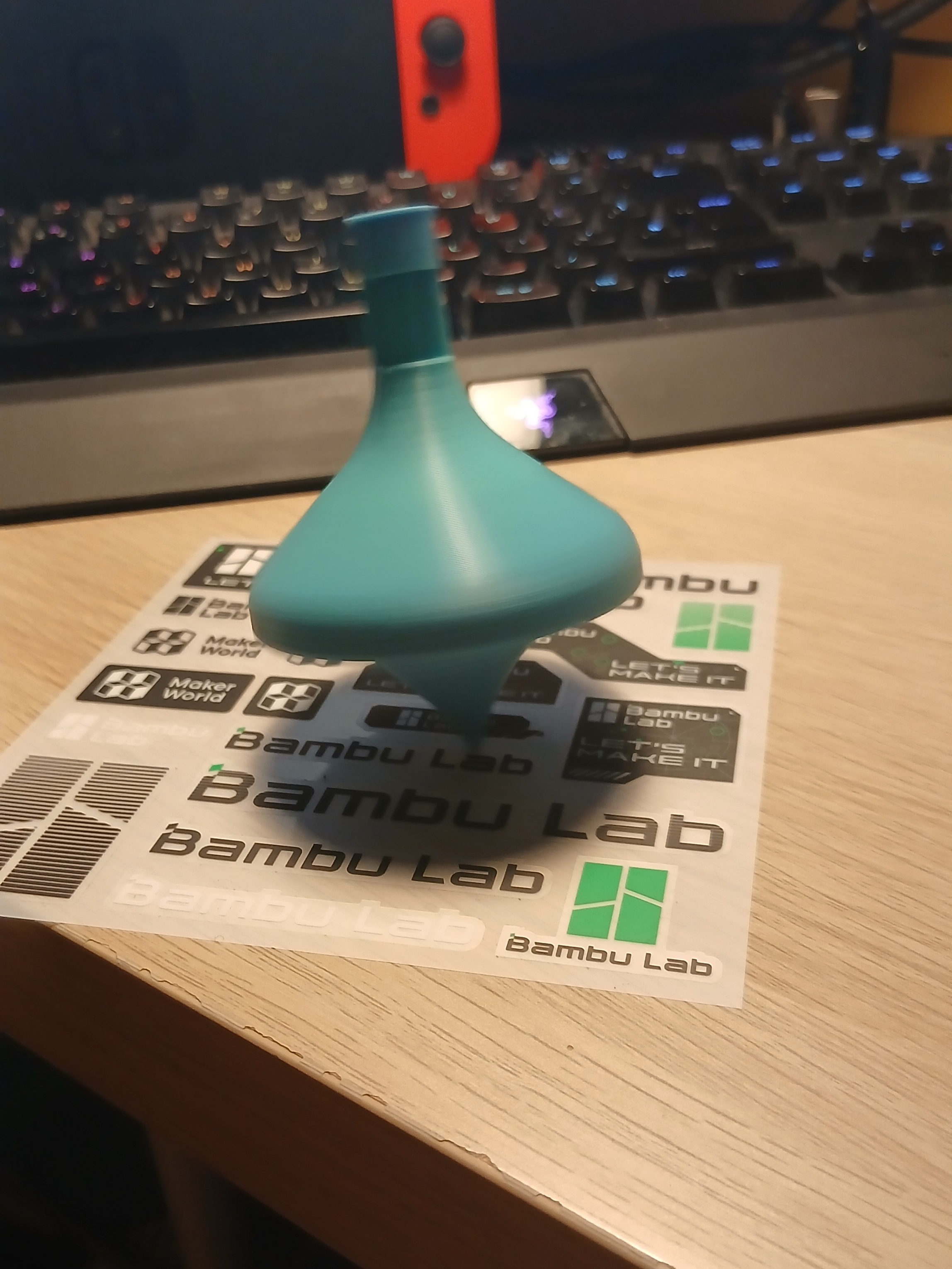 Ultra Fast Spinning Top